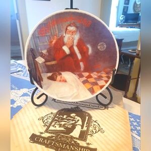 Vintage Knowles Christmas plate